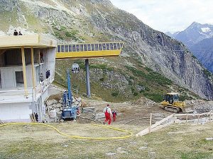 Bohrarbeiten bei Bergstation Rifflsee